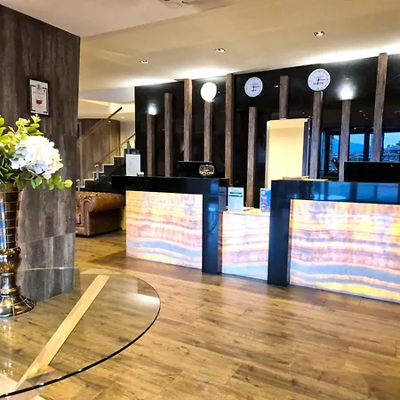 Cozy In Luxury St Ivan Rilski -free Wellness & Parking- 아파트 *